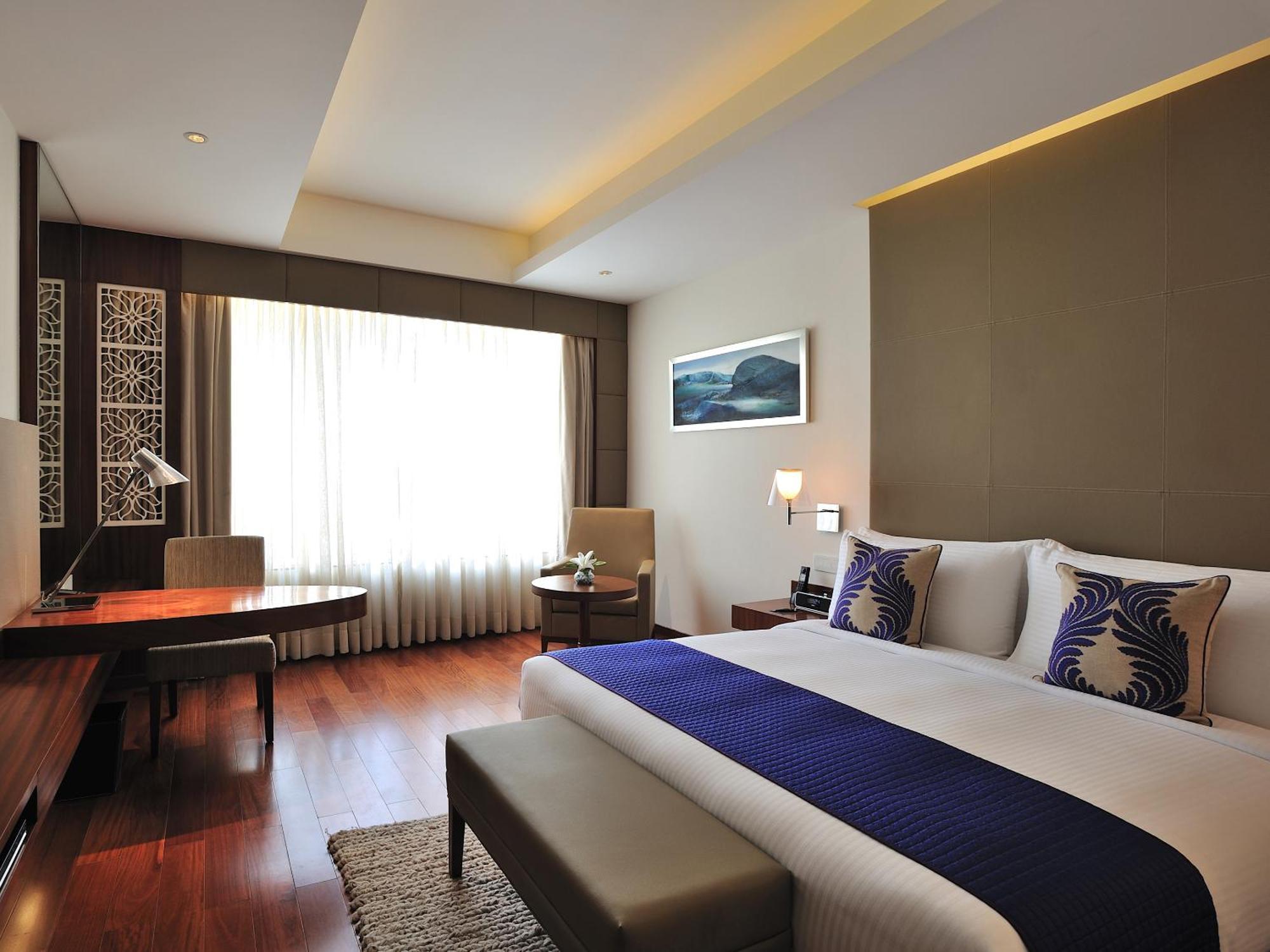 The Anya Hotel-Golf Course Road 古尔冈 外观 照片