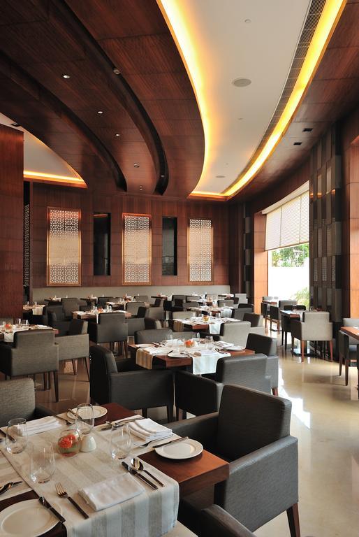 The Anya Hotel-Golf Course Road 古尔冈 外观 照片