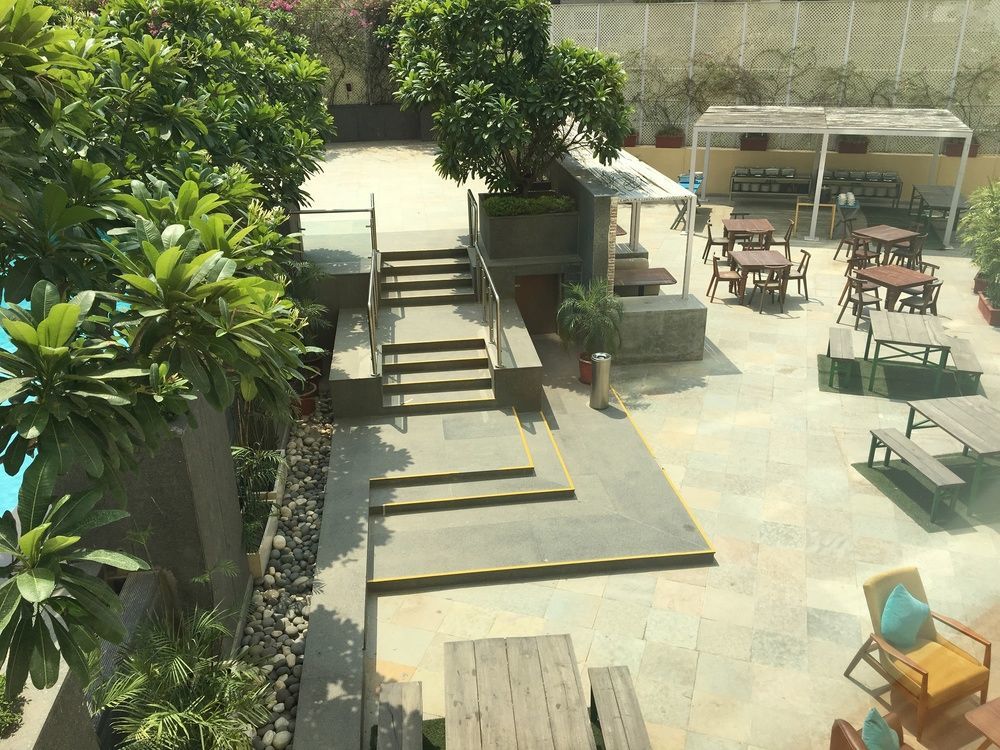 The Anya Hotel-Golf Course Road 古尔冈 外观 照片