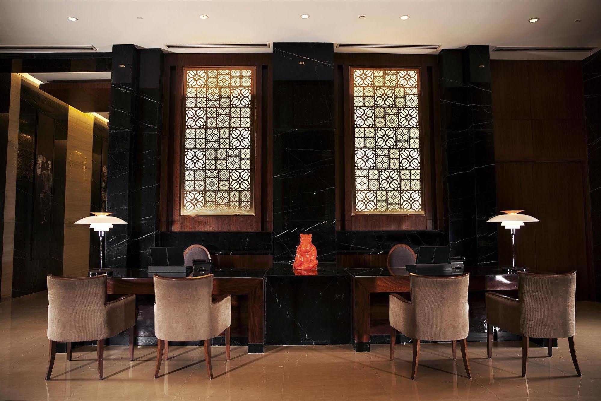 The Anya Hotel-Golf Course Road 古尔冈 外观 照片